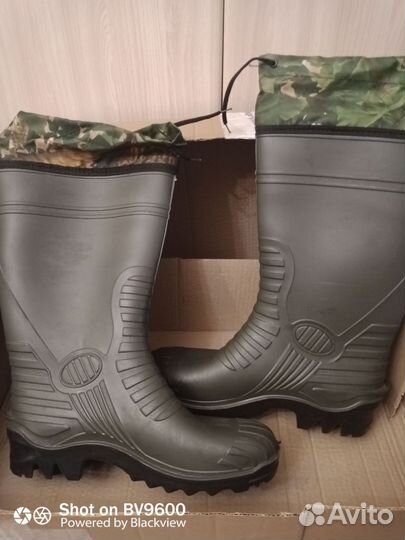 Резиновые сапоги 