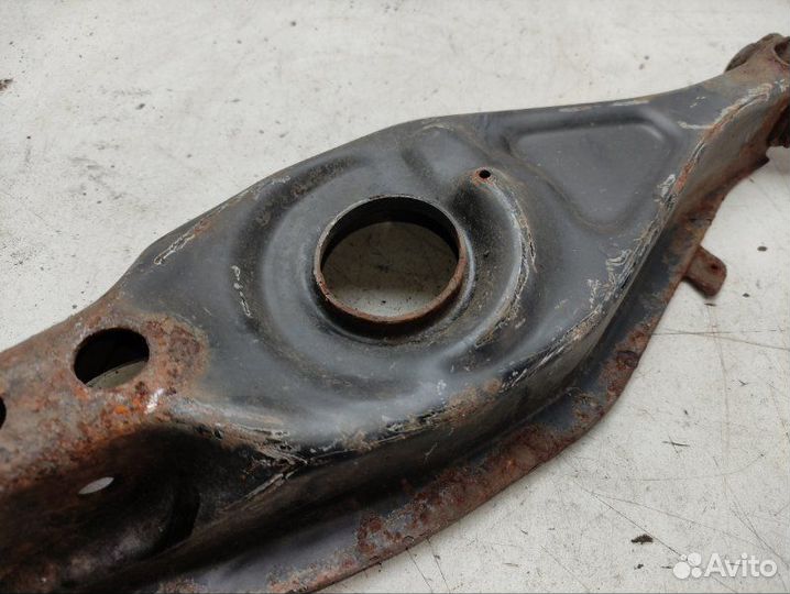 Рычаг подвески задний Mercedes Slk R172 1.8 2011