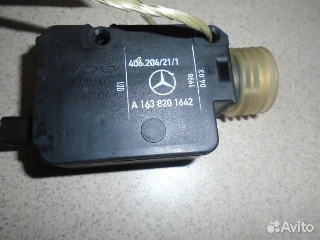 Активатор замка крышки бензобака Mercedes Benz M