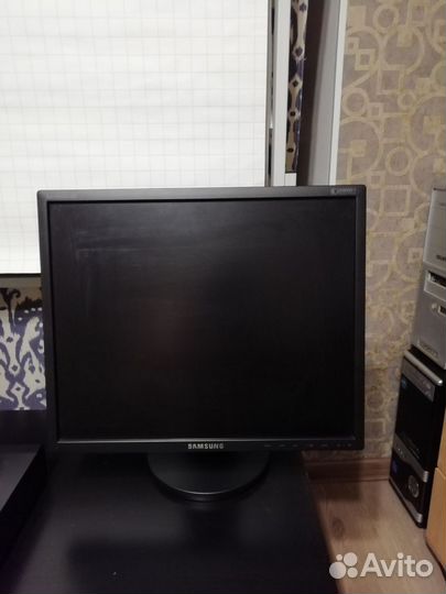 Монитор samsung VGA 16х16