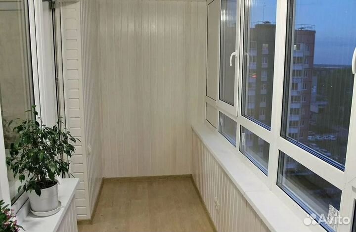 Остекление балкона 3050 на 1420 пластиковое