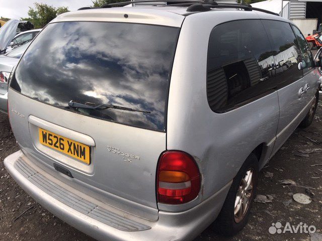 Разбор на запчасти Chrysler Voyager 1996-2000