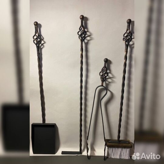 Стойка на 4 предмета / кочерга, савок