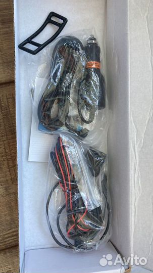 Видеорегистратор зеркало с навигатором