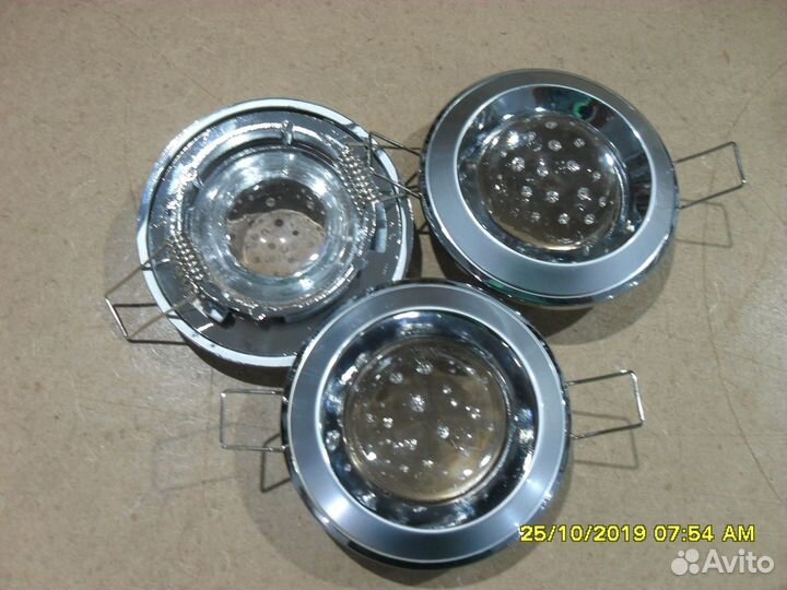 Светильник потолочный