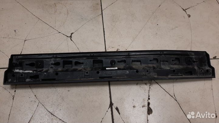 Накладка двери задней правой Maserati Levante