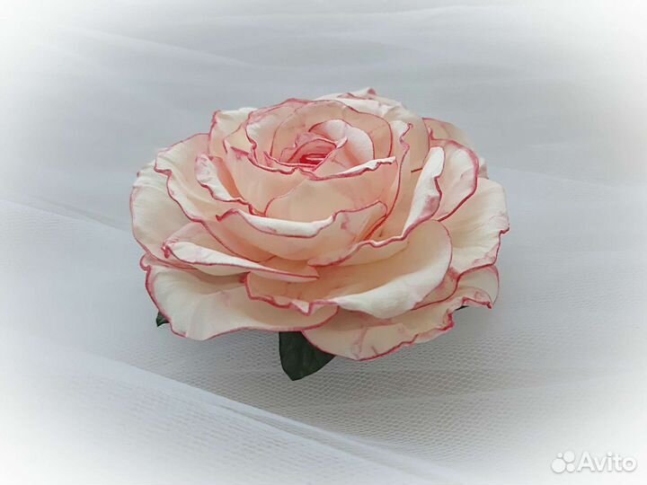 Роза-зажим из фоамирана