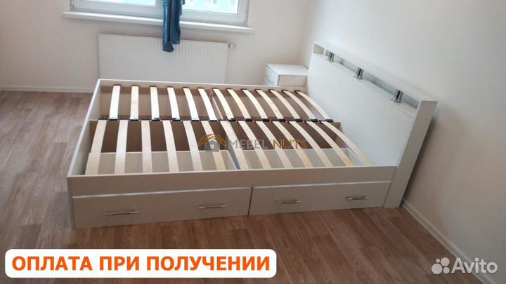 Кровать с ящиками