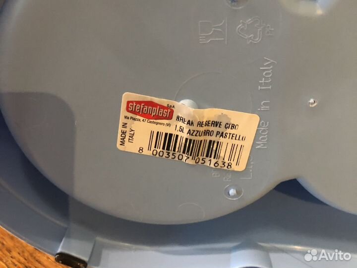 Миска с дозатором для кошек