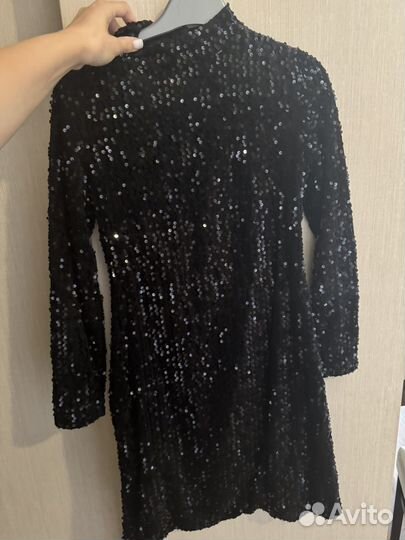 Платье с пайетками