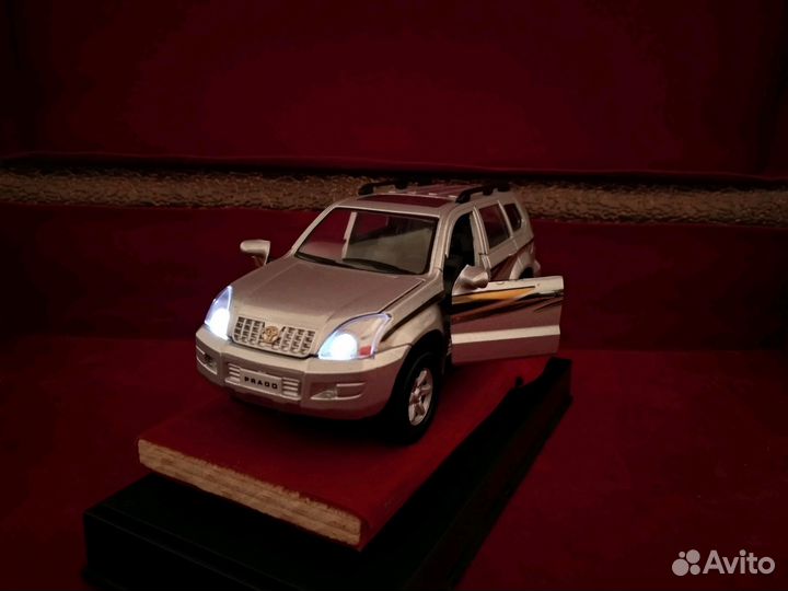 Toyota land cruiser 200