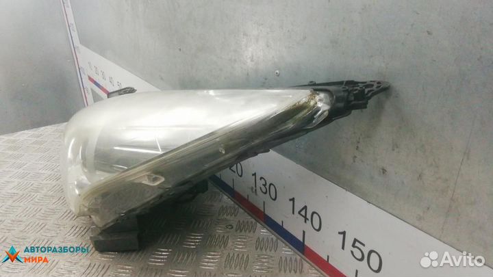 Фара левая Peugeot 5008 2010