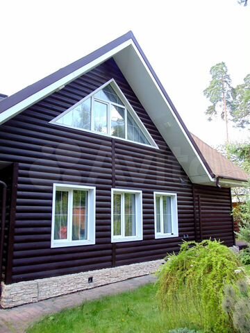 Дом 161 м² на участке 12 сот.