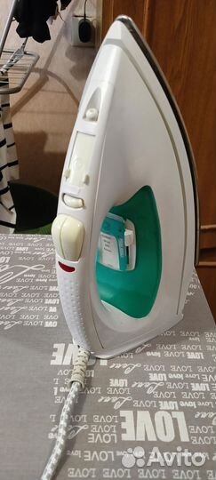 Утюг Evrika и Maxwell