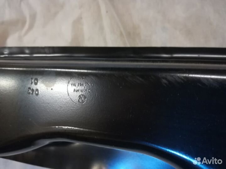 Усилитель заднего бампера 