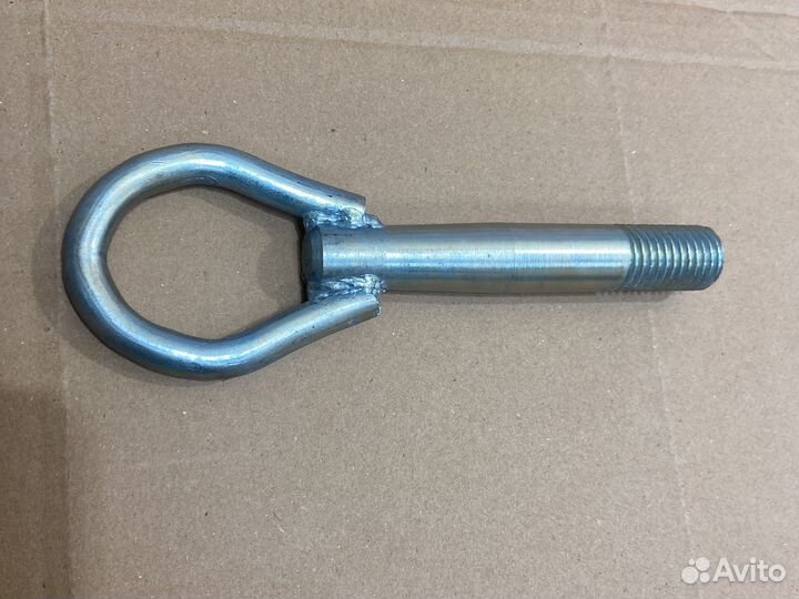 Буксировочный крюк Nissan Teana