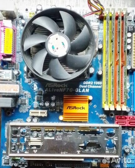 Материнки Intel и AMD