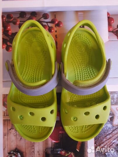 Сандалии crocs c8