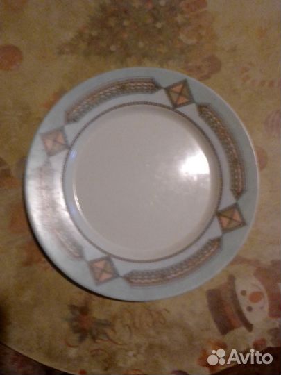Тарелки