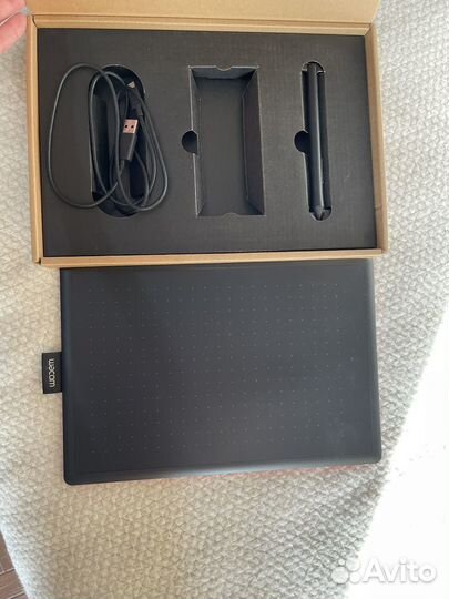 Графический планшет wacom one