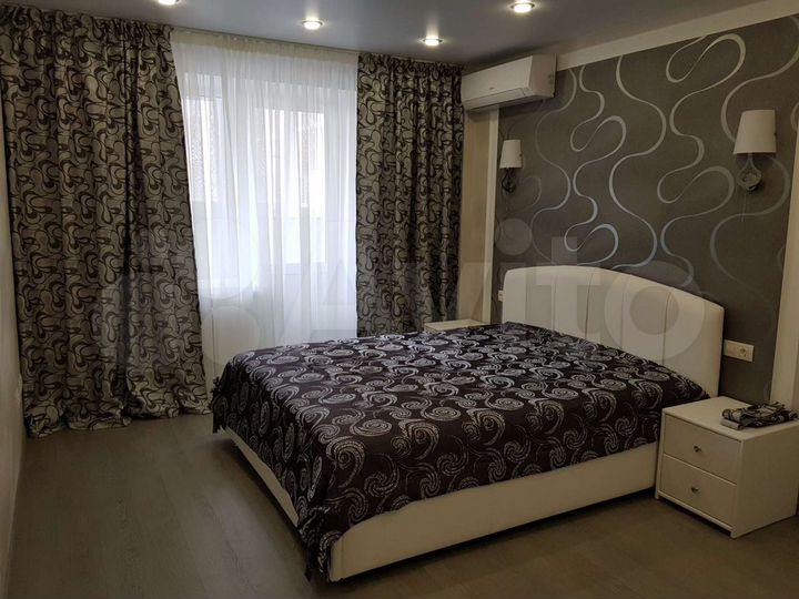 2-к. квартира, 70 м², 9/17 эт.