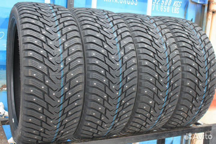 Nokian Tyres Hakkapeliitta 8 SUV 265/40 R21 109W