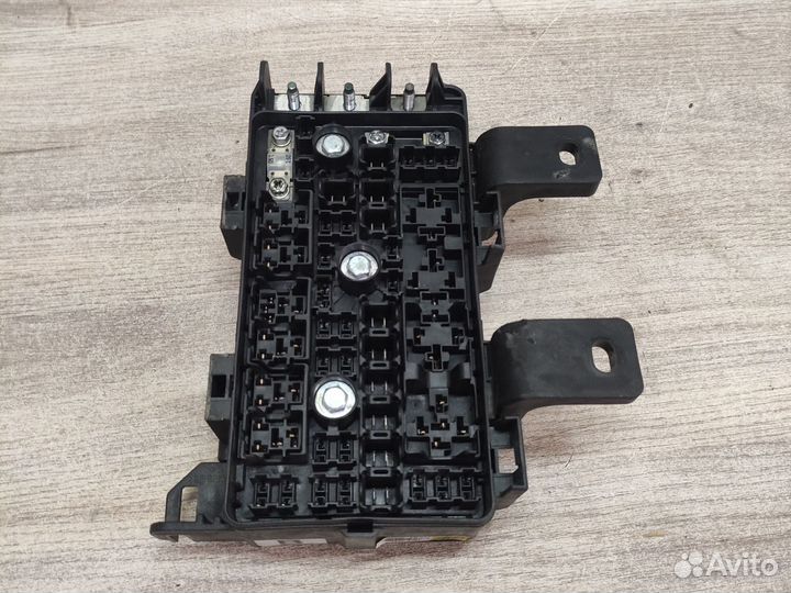 Блок предохранителей Hyundai Sonata NF 2.4 G4KC