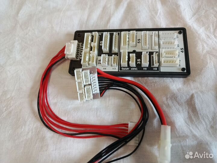 Зарядное устройство xtar VC4