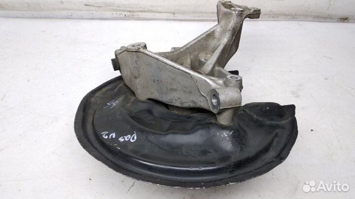 Кулак поворотный задний правый Volkswagen Passat