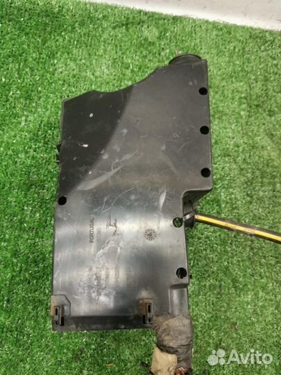 Блок предохранителей моторный Mazda 3 хетчбек BK