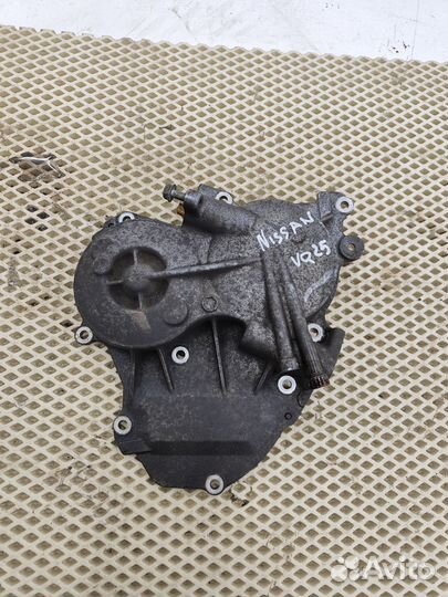 Крышка распредвала Infiniti Fx37