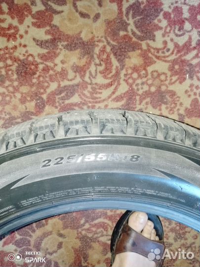 Roadstone Winguard Spike 225/55 R18 100T