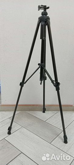 Штатив для фотоаппарата