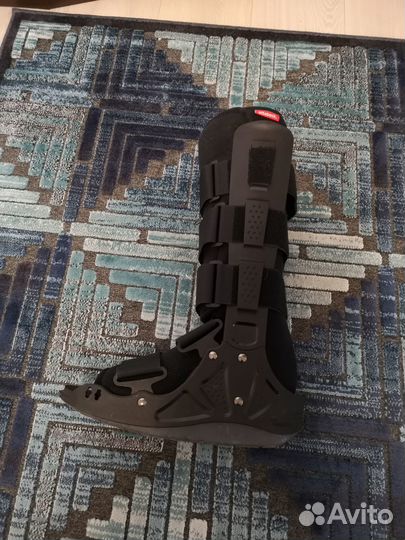 Голеностопный ортез Ottobock M