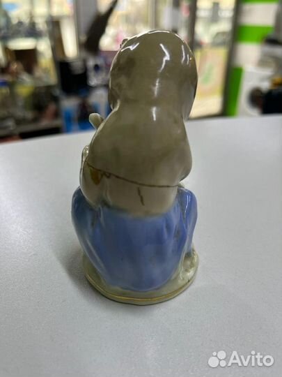 Статуэтка медведь с балалайкой дефект Арт«21817