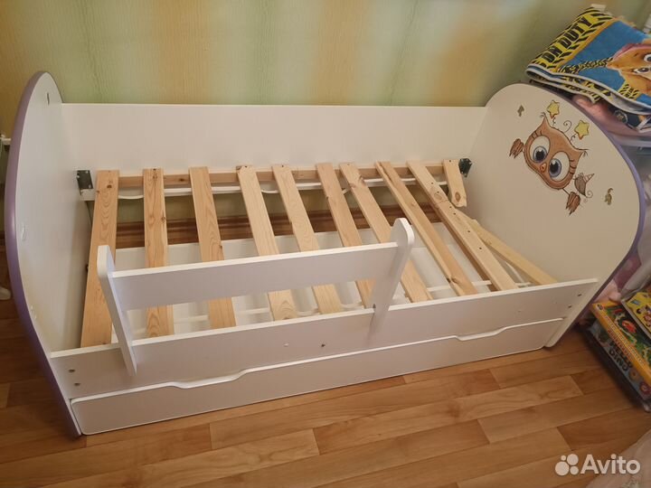 Продаётся детская кроватка с совятами