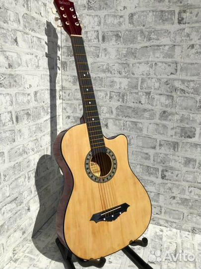 Гитара с металлическими струнами