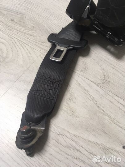 Ремень безопасности задний правый Kia Ceed SW jd