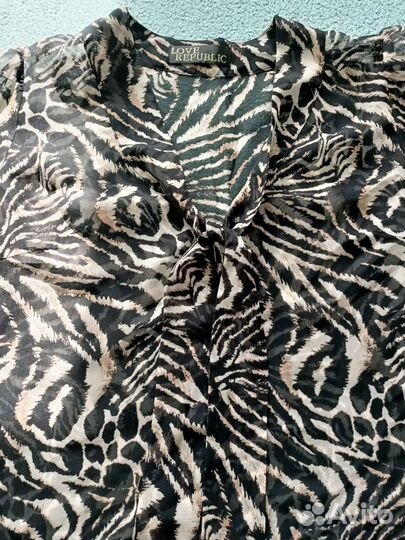 Блузка шелковая