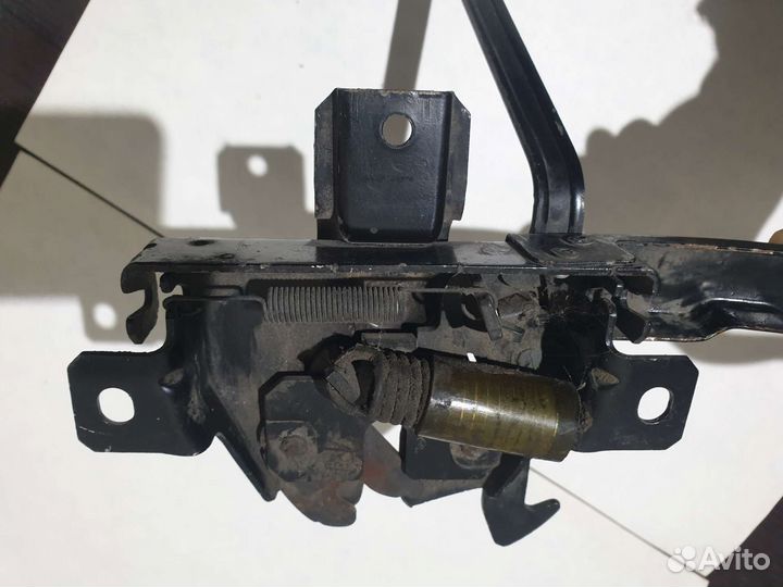 Замок капота hyundai terracan