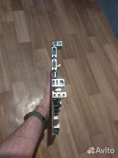 Рабочая материнская плата с процессором