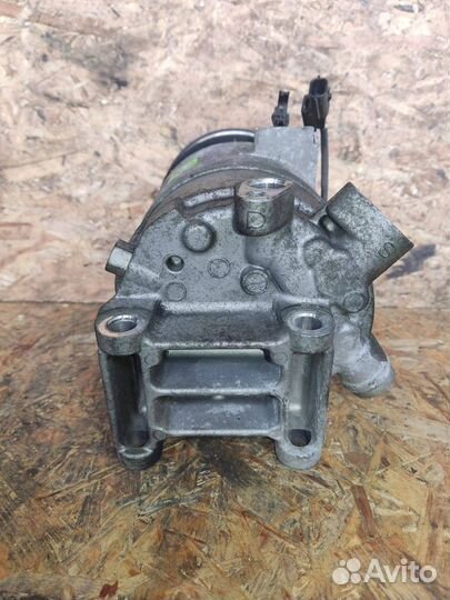 Компрессор кондиционера Nissan Teana J32