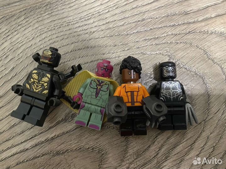 Оригинальный набор Лего Марвел