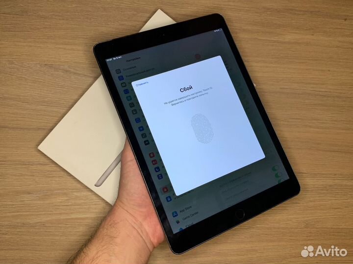 iPad 8 WiFi+Sim 2020 отличный