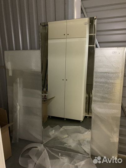 Зеркало настенное бу