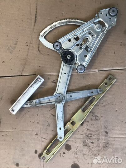 Механизм стеклоподъемника Mercedes W124 купе (3144