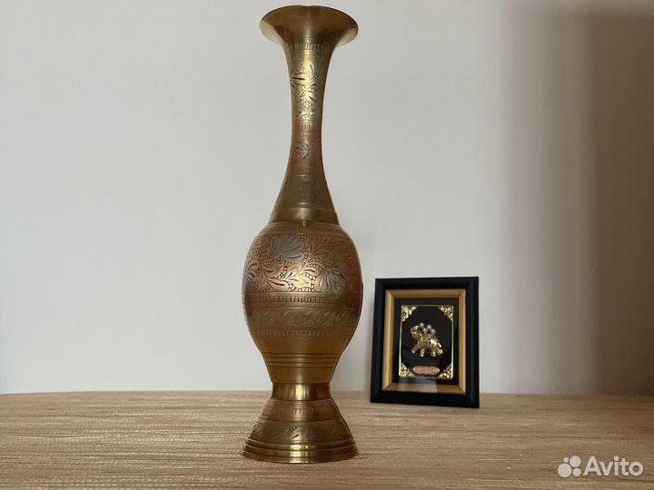 Ваза из латуни