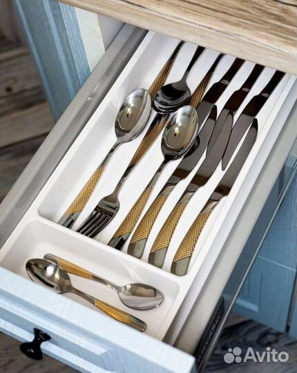 Набор столовых приборов