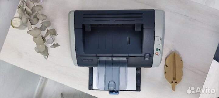 Принтеры лазерные HP 1010(резерв) и Brother 2123r