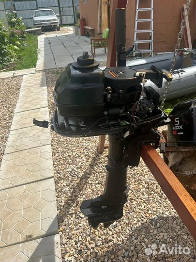 Лодка с мотором